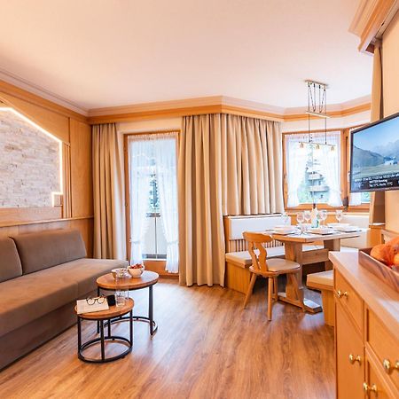 Hotel Garni Apart Tina Ischgl Eksteriør billede